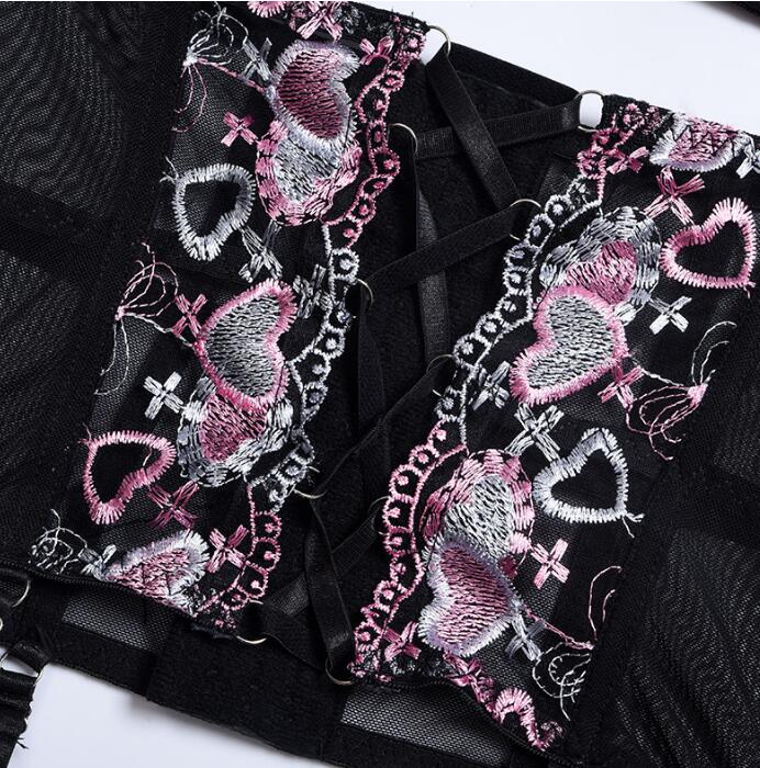 Set Lingerie Sexy da Donna 3 Pezzi con Ricami Love e Spalline Incrociate