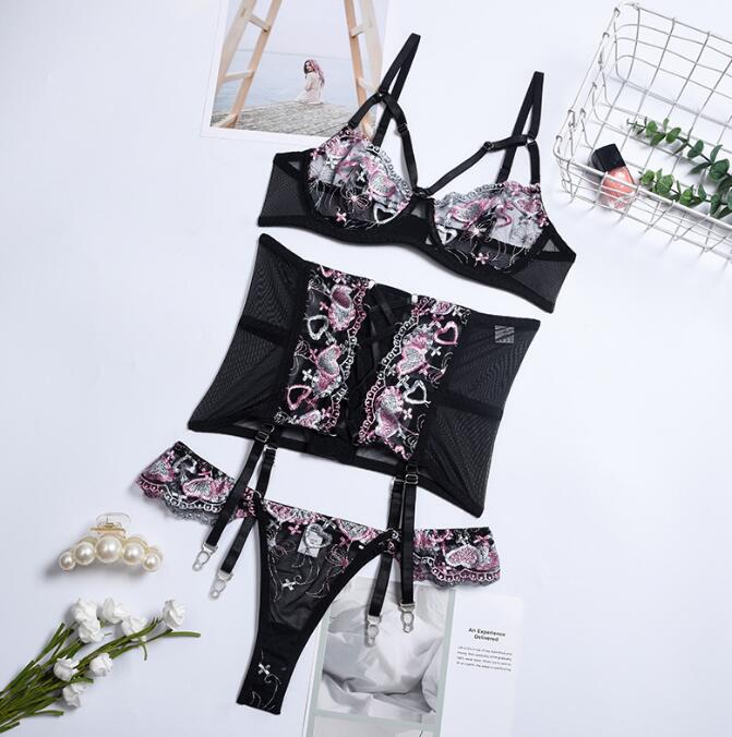 Set Lingerie Sexy da Donna 3 Pezzi con Ricami Love e Spalline Incrociate