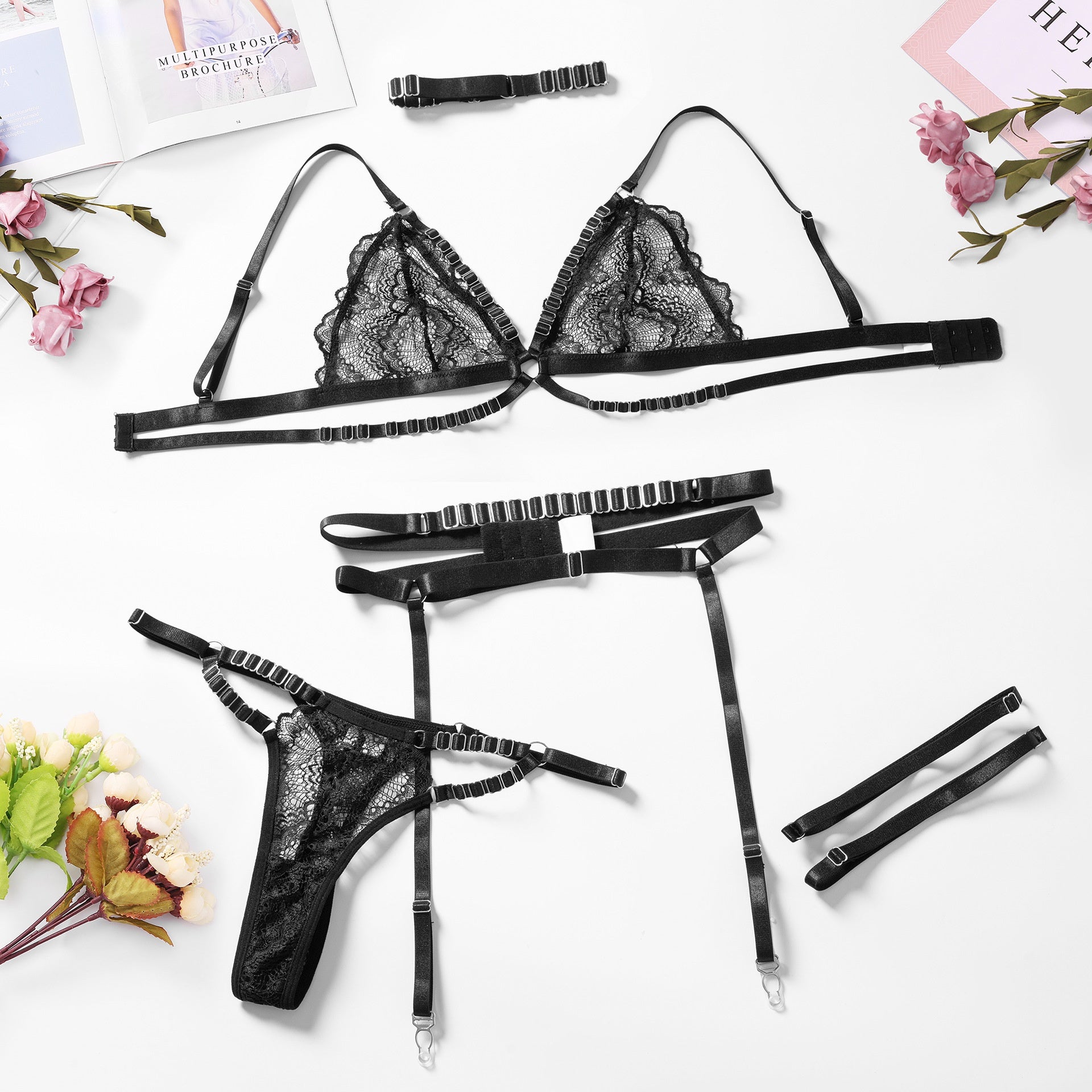 Set Lingerie Sexy in Pizzo con Spalline – Vestibilità Slim Fit
