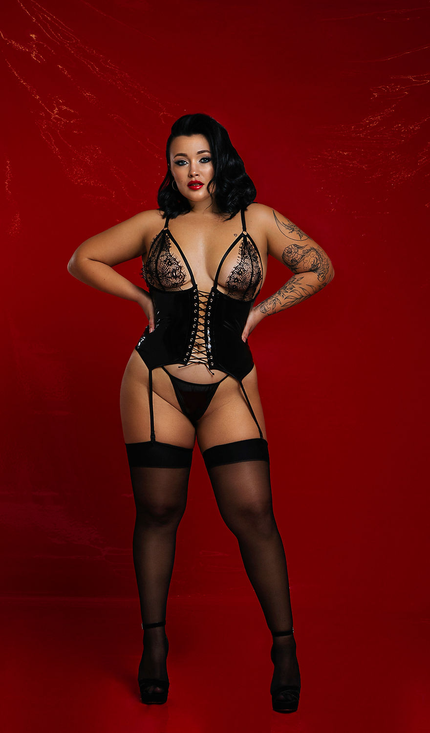 Completo Lingerie Effetto Lattice con Corsetto